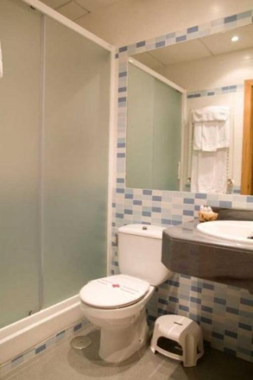 Hostal Colon Getafe Room photo