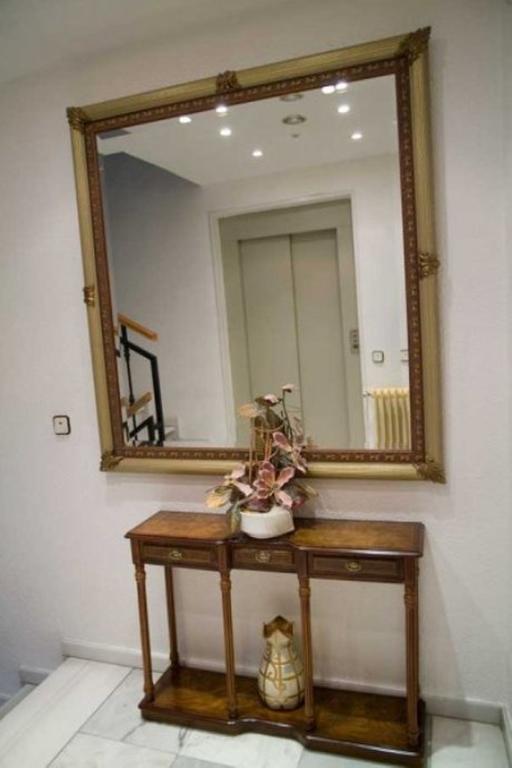 Hostal Colon Getafe Exterior photo